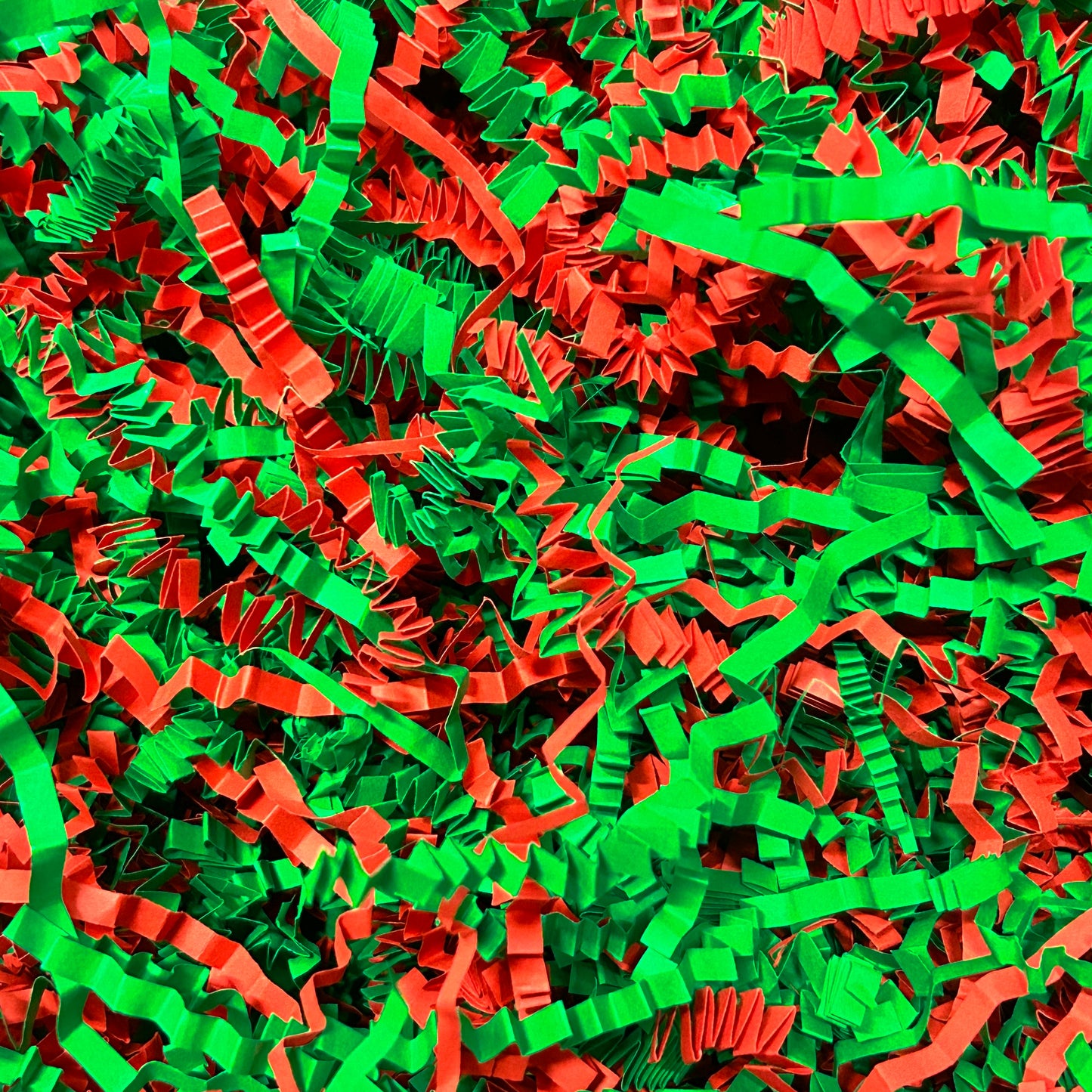 Holly Mix Zigzag Shredded Paper (4mm)