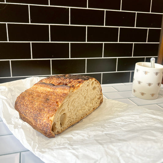 Double-Sided Photography Backdrop – Black Tile/White Tile