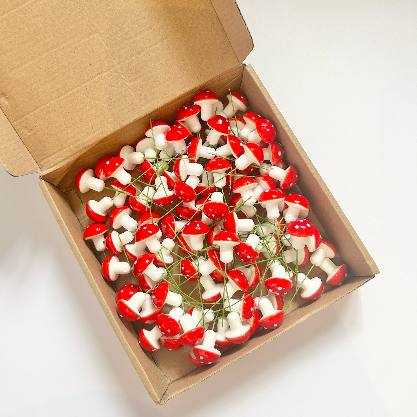 Mini Faux Mushrooms (Pack of 10)